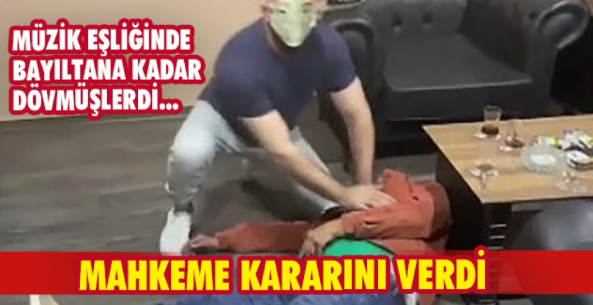 Müzik eşliğinde işkenceye kelepçe