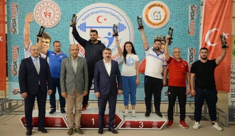 ‘NAİM’LER YILDIRIM’DA YARIŞTI