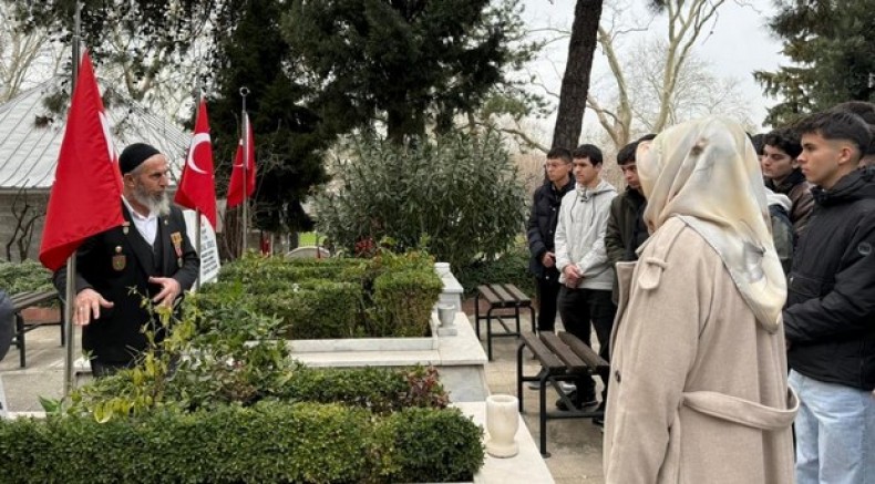 Öğrenciler ve şehit aileleri aynı sofrada buluştu