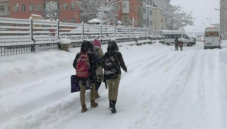 Okullar tatil mi? 27 Kasım kar tatili olan iller