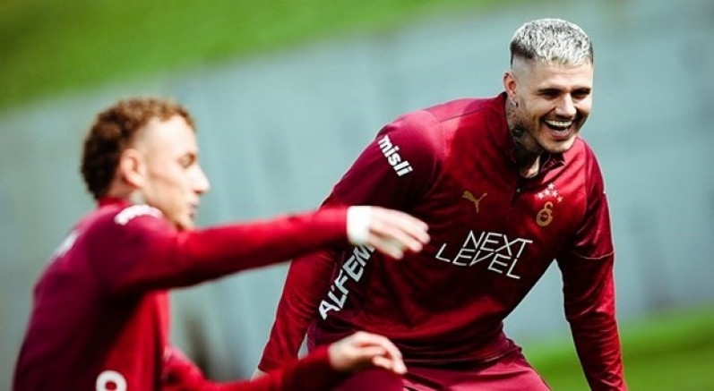 Osimhen, Sara ve Sane kamp kadrosunda yer almadı