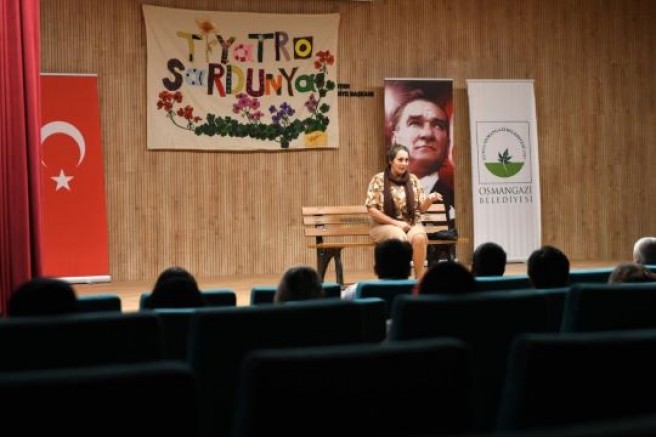 Osmangazi Belediyesi'nden kadına şiddete sanatsal bakış