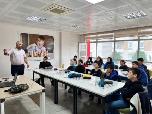 Osmangazi Belediyesi öğrencilerin her zaman yanında