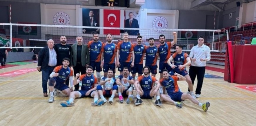 Osmangazi Belediyespor 2. Lig için bir set yetiyor