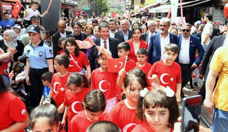 Osmangazi, çocuklarla şenlendi