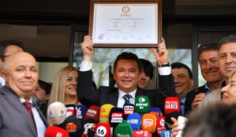 Osmangazi’de Erkan Aydın dönemi başladı