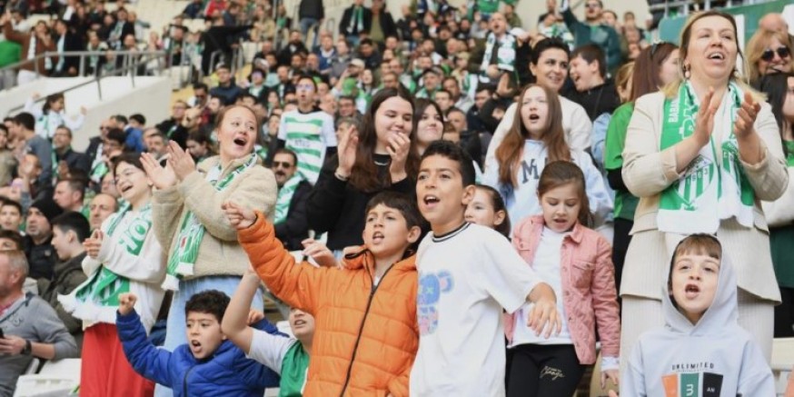 Osmangazili çocuklar Bursaspor'un yanında