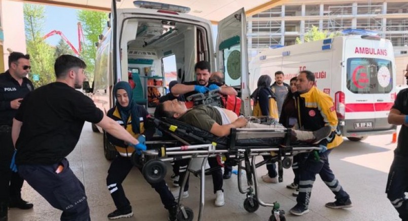 Otomobilini tamire götürdüğü tamircide vuruldu