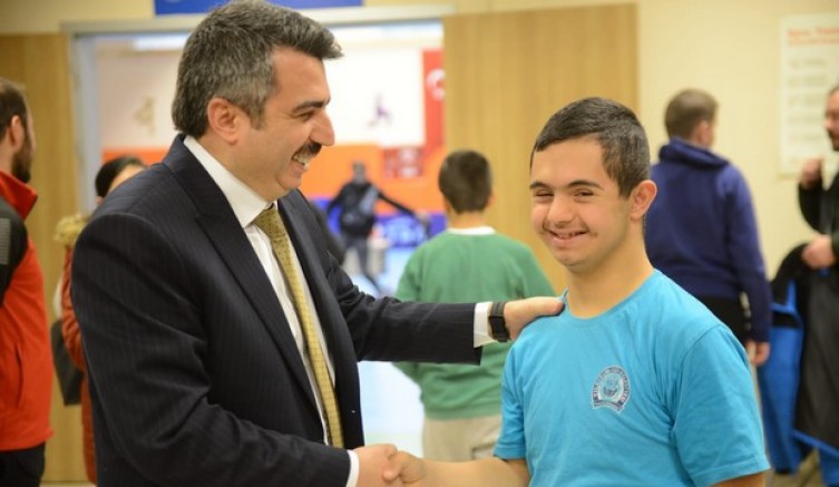 Özel çocuklara özel eğitim