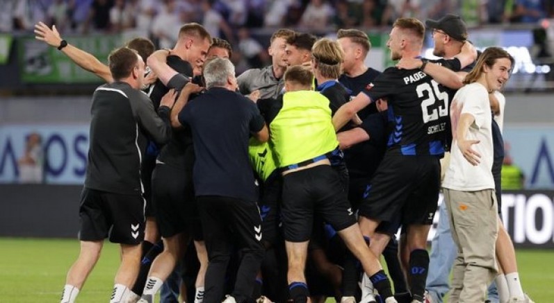 Paderborn, Bundesliga'ya yükseldi