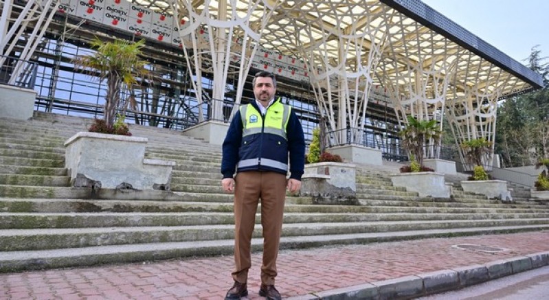 Piremir'de yol yarılandı