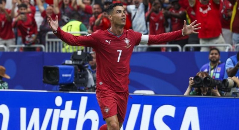 Ronaldo rekor kırdı