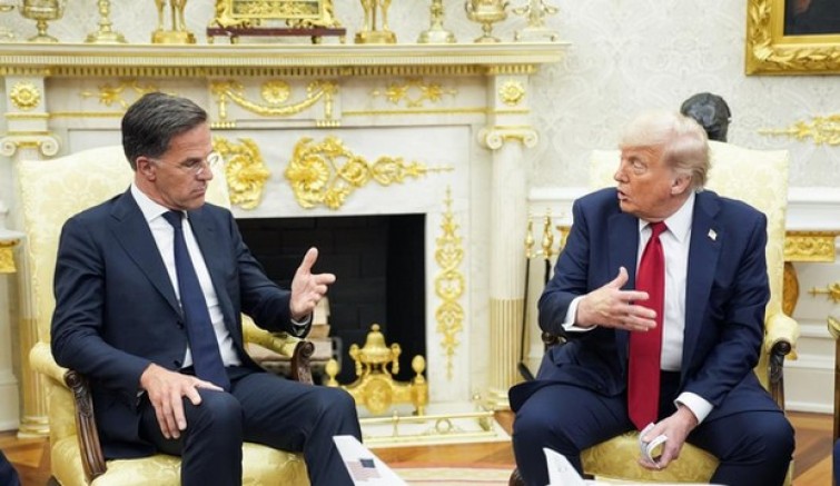 Rutte, Trump ile Grönland’ı görüştü