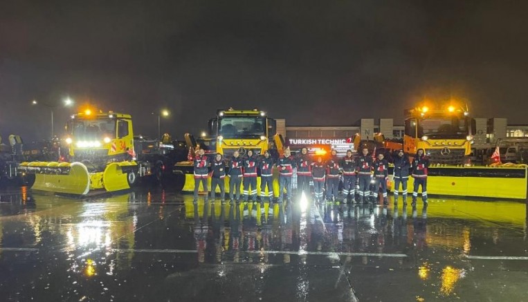Sabiha Gökçen Havalimanı'nda kar tedbirleri