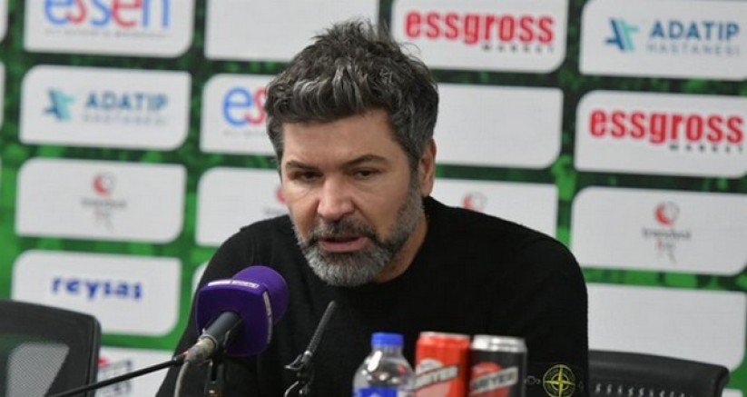 Sakaryaspor Hakan Kutlu ile yolları ayırdı