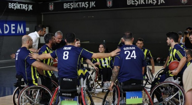 Şampiyon Fenerbahçe