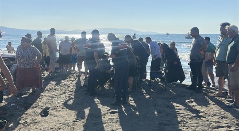 Samsun'da tekne alabora oldu: 3 kişi kurtarıldı, 3 kişi kayıp