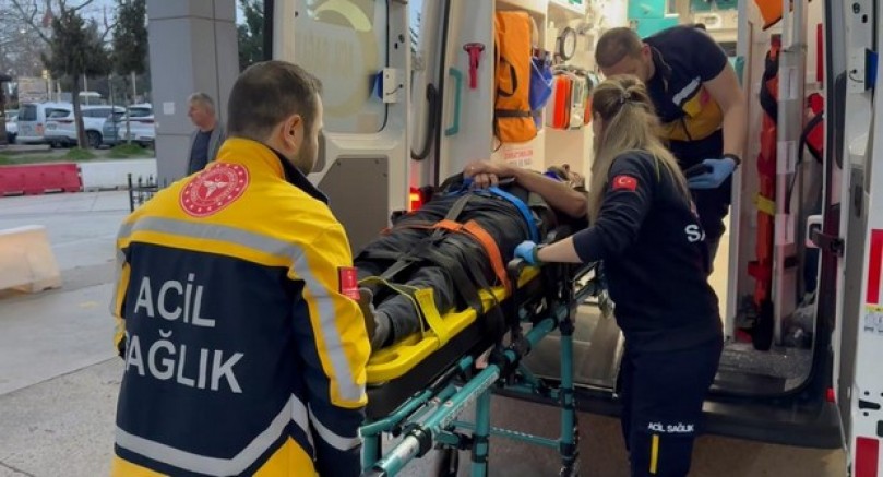 Samsun’da tır devrildi: 1 yaralı