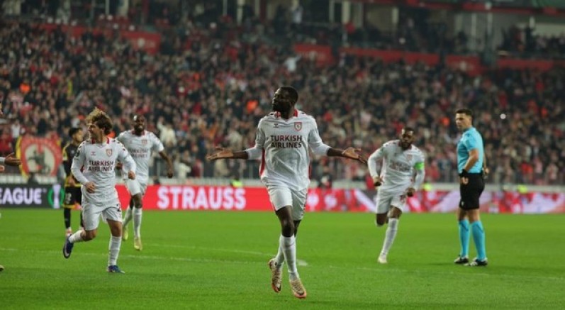 Samsunspor ilk 45'te geride: 1-2