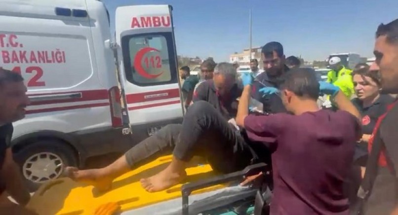 Şanlıurfa'da tır kamyonla çarpıştı: 1 ölü, 1 yaralı