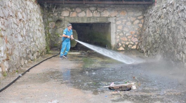 Selçukbey Kanalı'nda kapsamlı temizlik