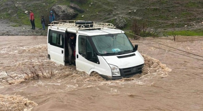 Selde mahsur kalan kadın hayatını kaybetti