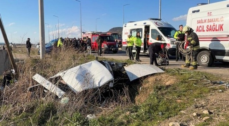 Seydişehir'de otomobil şarampole yuvarlandı: 2 yaralı