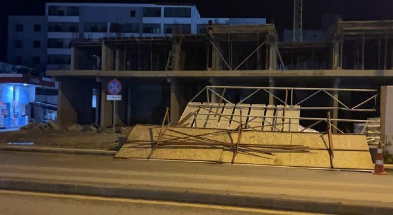 Şiddetli fırtına Osmaniye’yi vurdu