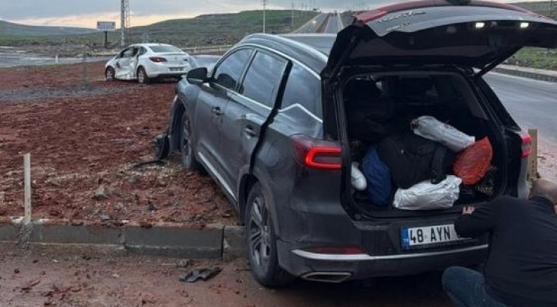 Siverek’te iki otomobil çarpıştı: 8 yaralı