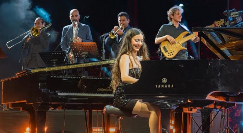 Su Yavuz, Türkiye’deki ilk konserini verdi