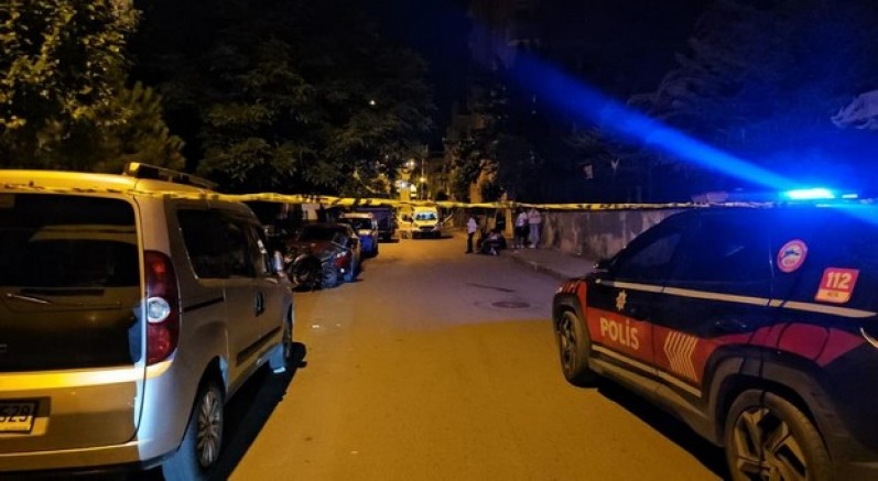 Sultangazi’de çalıntı motosikletle silahlı saldırı: 1 ağır yaralı