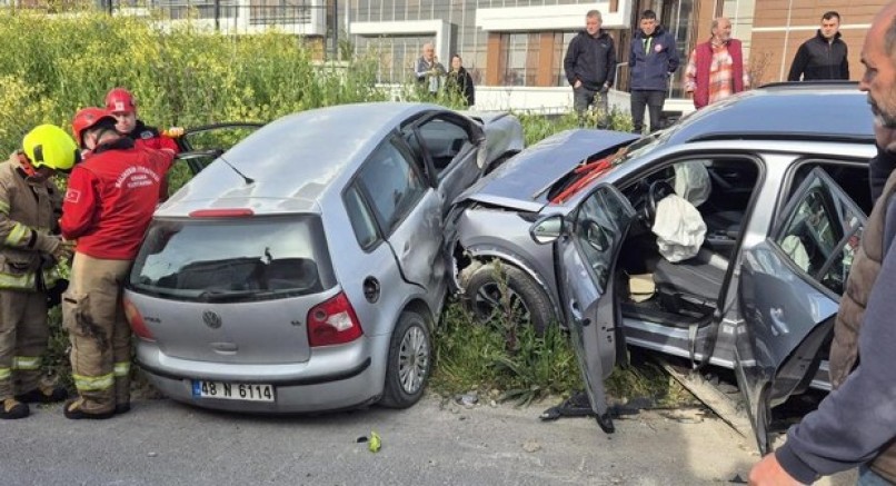 Susurluk’ta trafik kazası: 4 kişi yaralandı