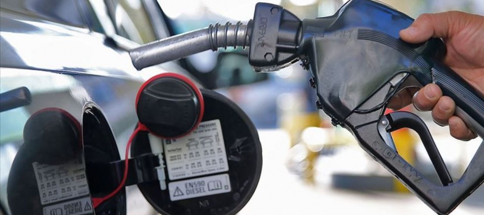 Tabelalar yine değişiyor; Benzine zam geliyor