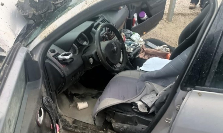 Takla atan otomobilin sürücüsü yaralandı