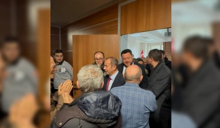 Tanju Özcan ve CHP'li başkanlar beraat etti