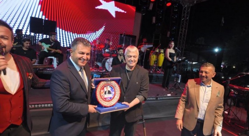 Tarhana Festivalinde Cengiz Kurtoğlu coşkusu