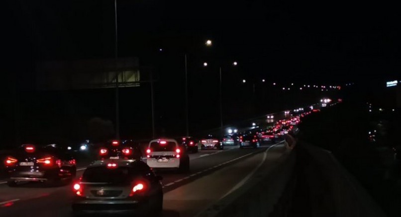 Tekirdağ-İstanbul yolunda dönüş yoğunluğu