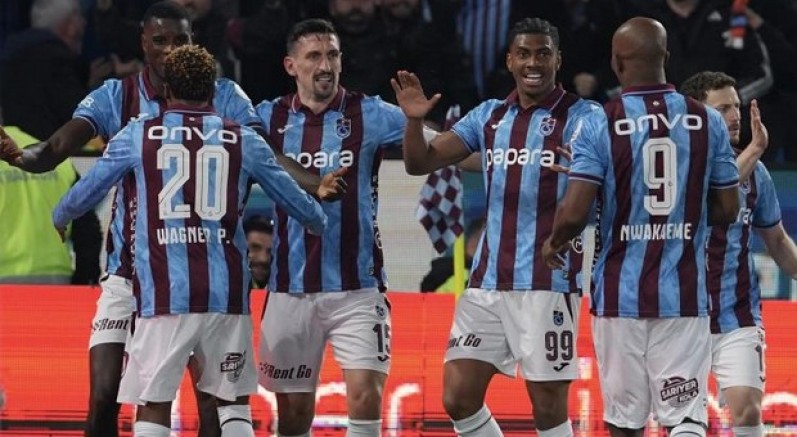 Trabzonspor şampiyonluk potasında: 2-1
