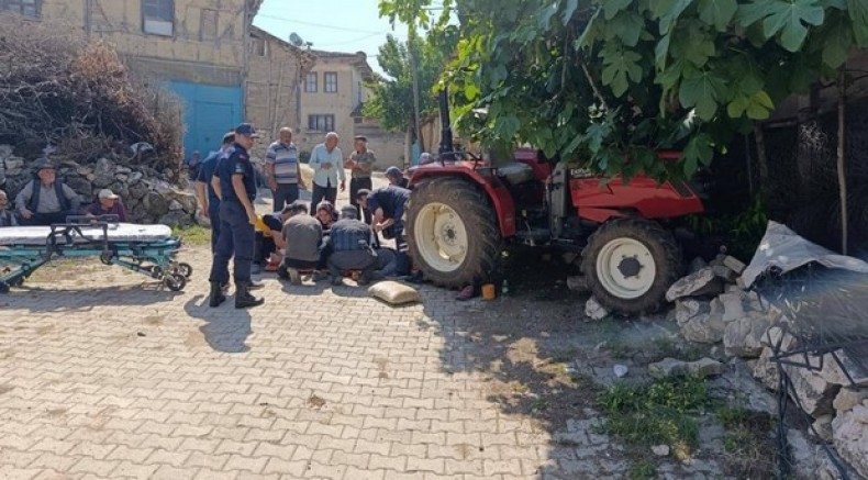 Traktörden düşen sürücü hayatını kaybetti
