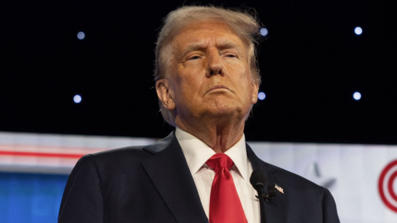 Trump’tan İran’a; "Her misilleme çok daha büyük kuvvetle karşılanır"