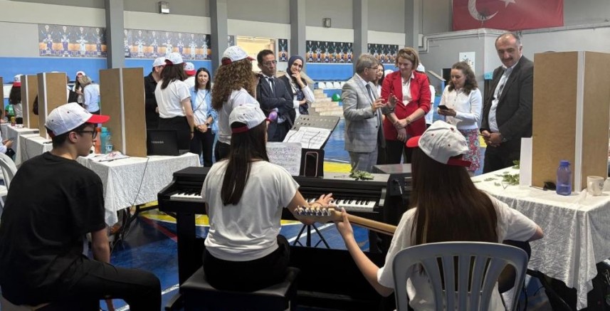 Turhan Tayan Anadolu Lisesi’nde Bilim Fuarı heyecanı