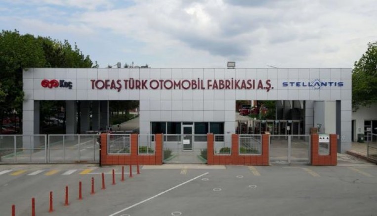 Türkiye'nin otomotiv devi KAP'a açıkladı: 700 işçi çıkartılıyor