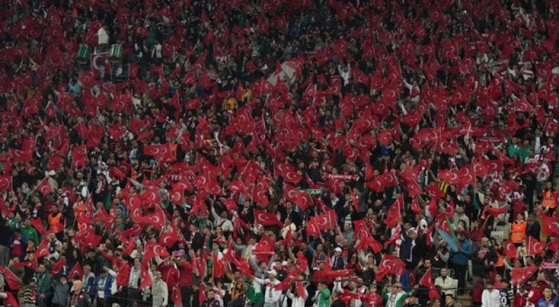 Türkiye-Romanya maçının biletleri satışta