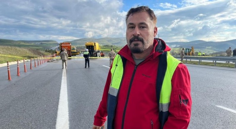 Uçağın bütün parçalar önüme düştü