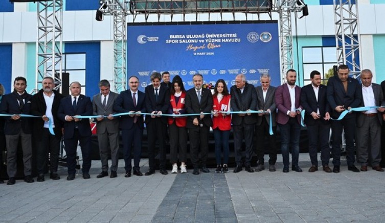 Üniversitelilere özel ayrıcalıklı spor merkezi