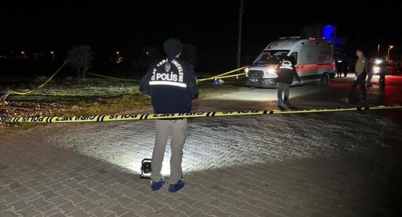 Uşak'ta motosiklet araziye devrildi: 1 ölü