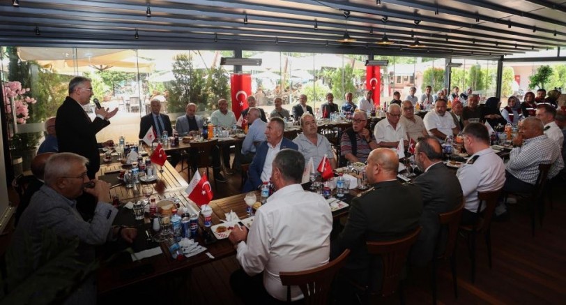 Vali Ayyıldız, şehit babaları ve gazi babalarla bir araya geldi