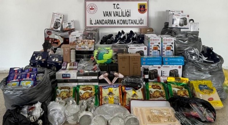 Van’da gümrük kaçağı malzeme ele geçirildi