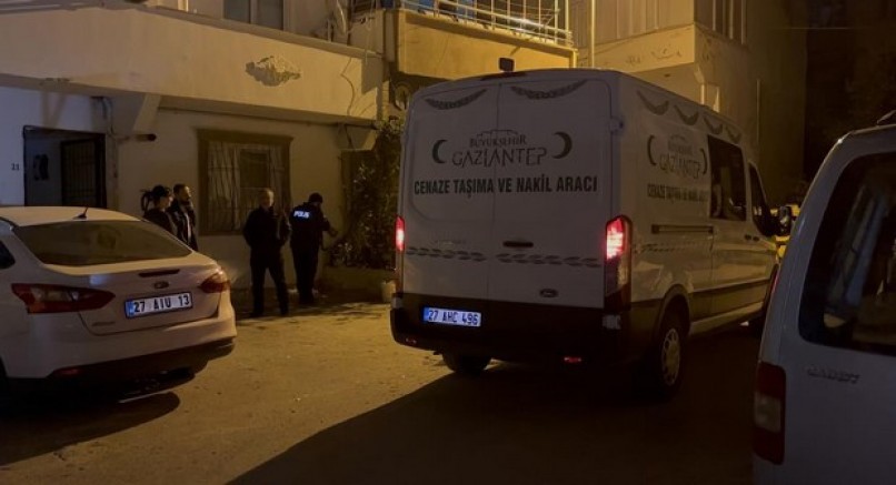 Yabancı uyruklu şahıs evinde ölü bulundu