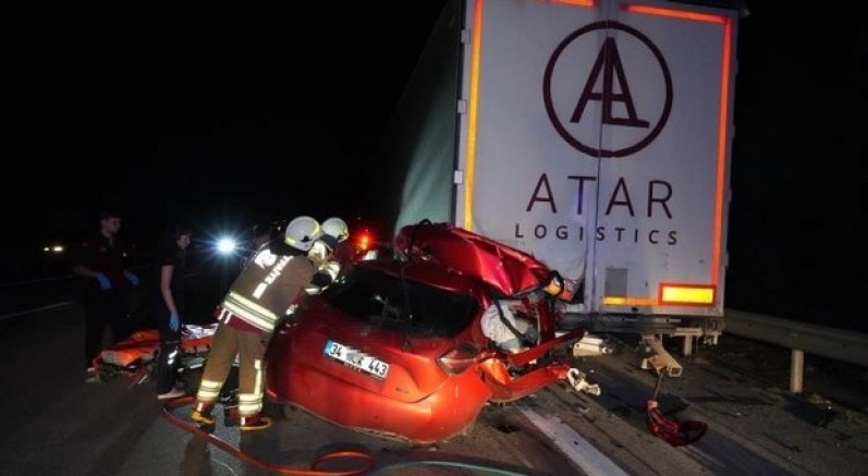 Yakıtı biten tır yüzünden kaza: 1 kişi öldü